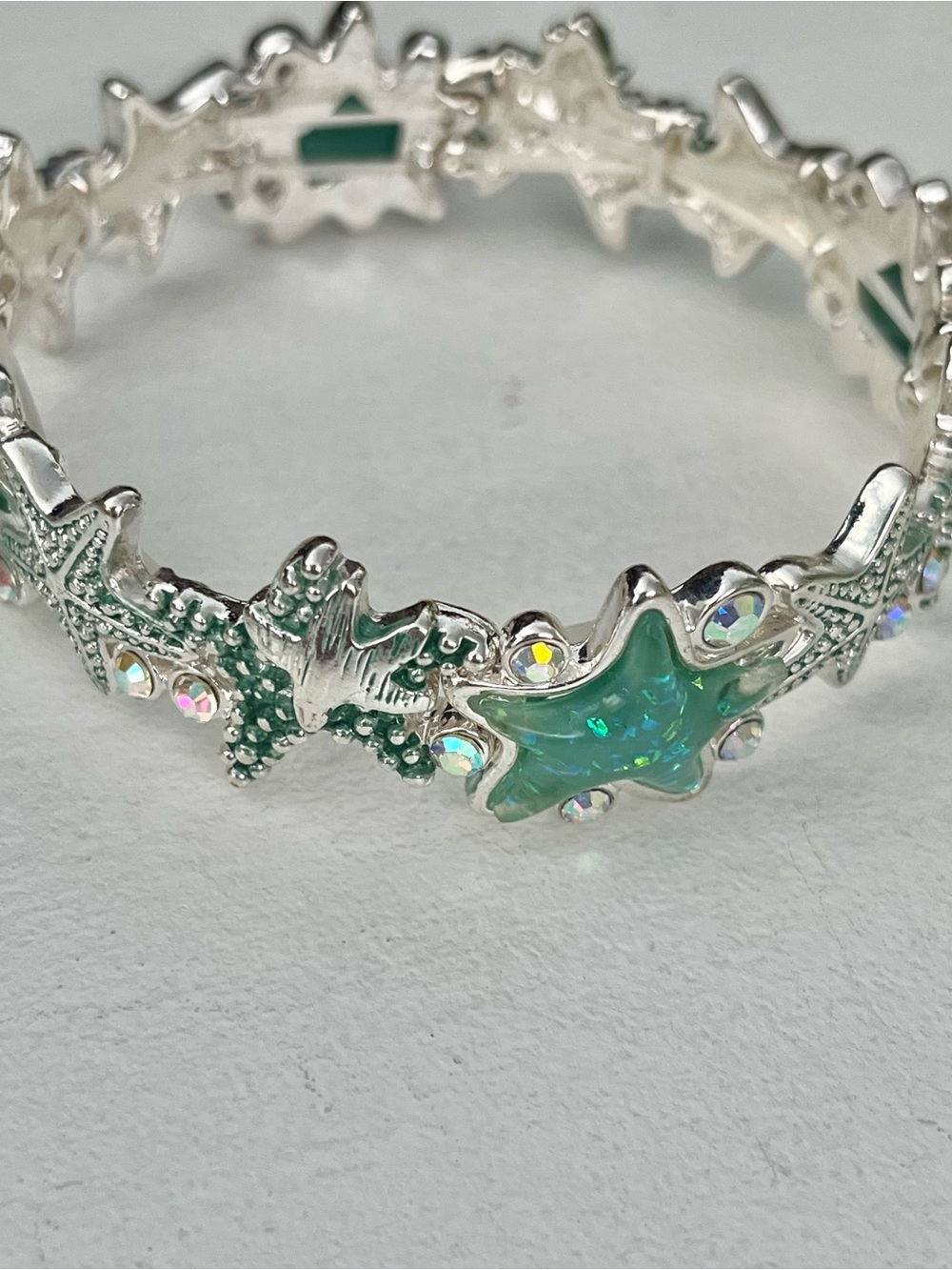 Starfish Stretch Bracelet Silver Tone/Green Beach Coastal Jewelry - Picture 2 of 4